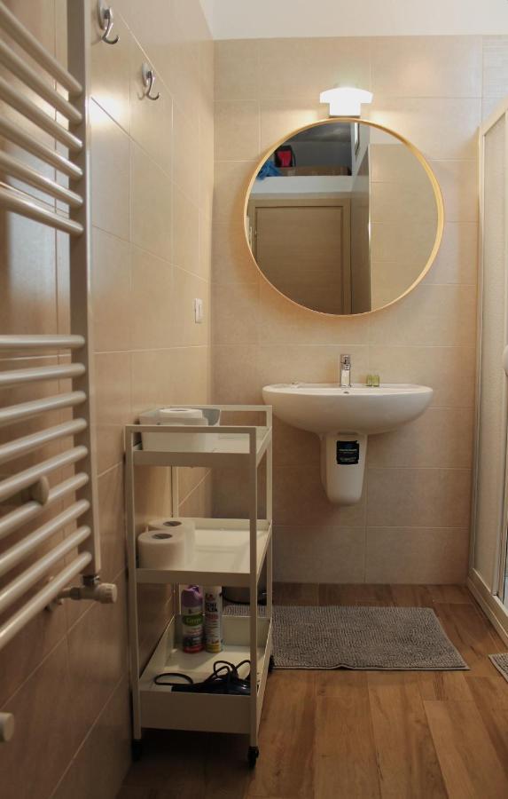 M&M Apartment باري المظهر الخارجي الصورة
